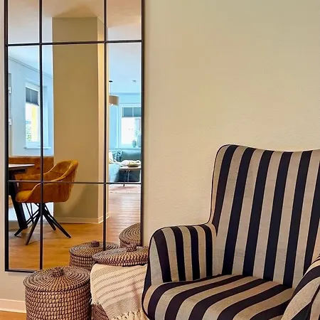 Neue Designwohnung Mit Terrasse In Der Altstadt 아파트 노르드하우젠