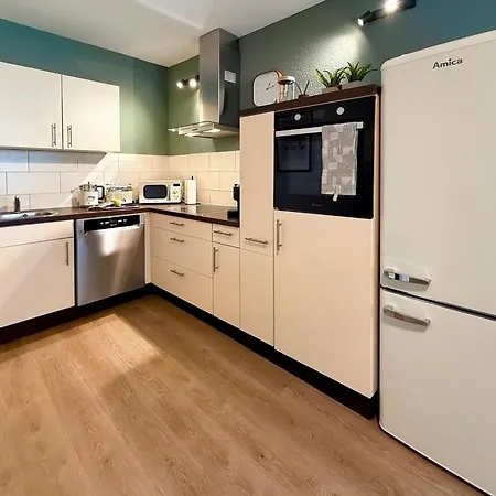 아파트 Neue Designwohnung Mit Terrasse In Der Altstadt
